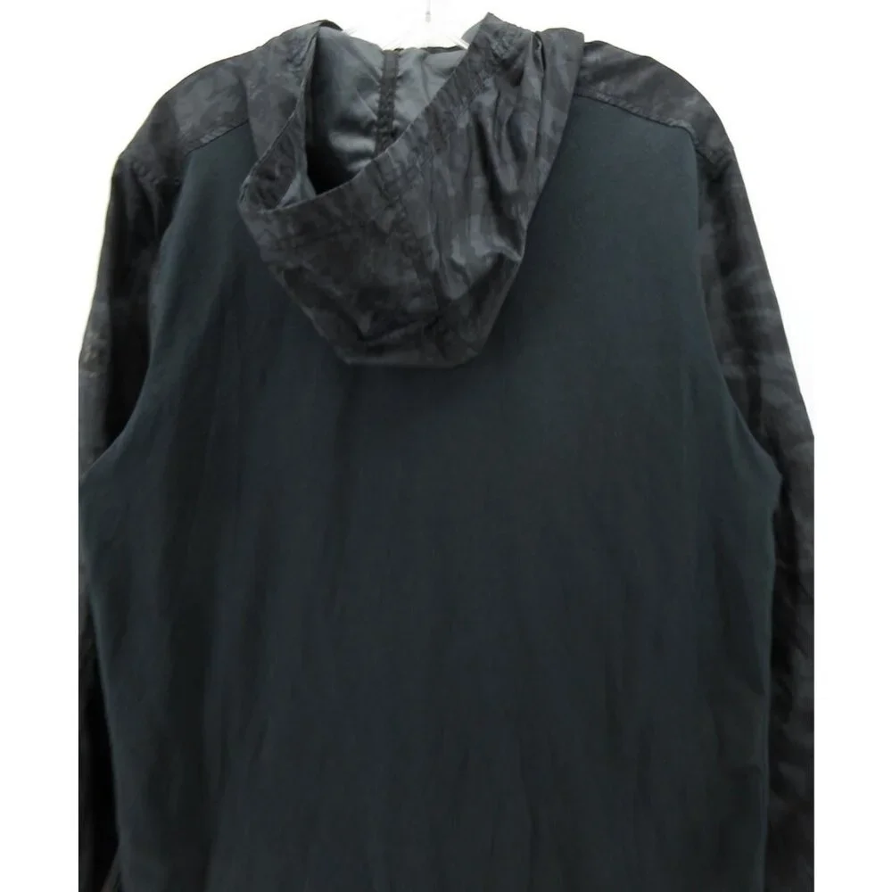 Under Armour Jacket Medium Sportstyle Wind Anorak 1/4 Zip Camo Fiited *